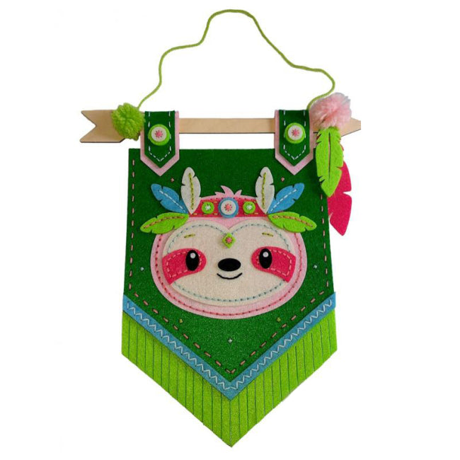 APLI Krapli - APLI Krapli Felt Wall Flag Sewing Kit Sloth Precut Felt Thread & Safe Needle Ages 6+